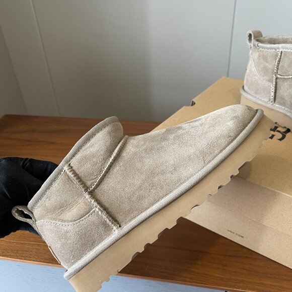 UGG Classic Ultra Mini Boots - Picture 5 of 9